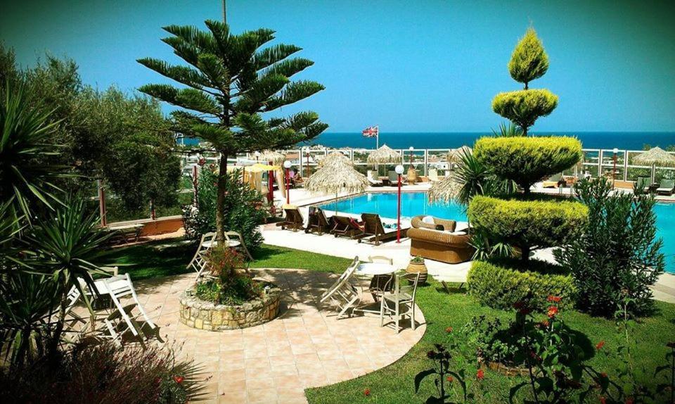 كاتو ذاراتسو New Kydonia Suites & Studios المظهر الخارجي الصورة