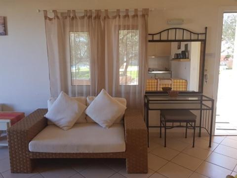 كاتو ذاراتسو New Kydonia Suites & Studios المظهر الخارجي الصورة
